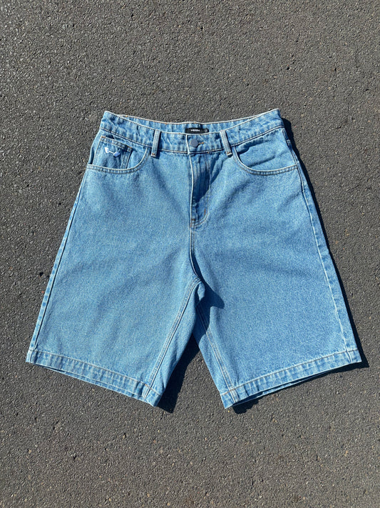 Blue ‘link up’ jorts